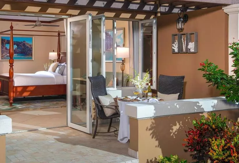 سوئیت کلاب, Sandals Grande Antigua   All Inclusive Resort And Spa   Couples Only