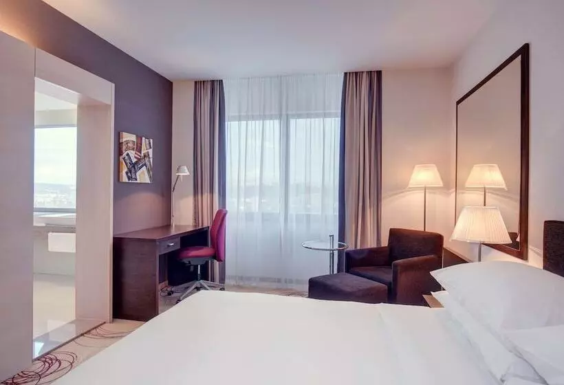 اتاق لوکس, Doubletree By Hilton Hotel Kosice