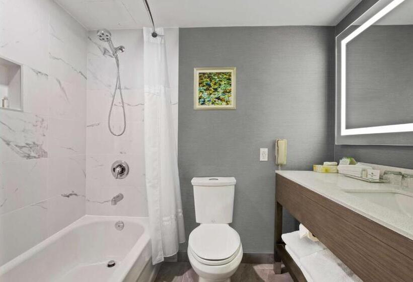 스탠다드 룸, Best Western Premier Calgary Plaza Hotel & Conference Centre