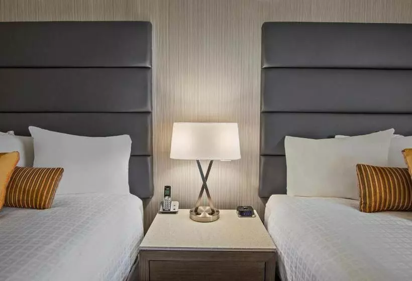 اتاق اجرایی, Best Western Premier Calgary Plaza Hotel & Conference Centre