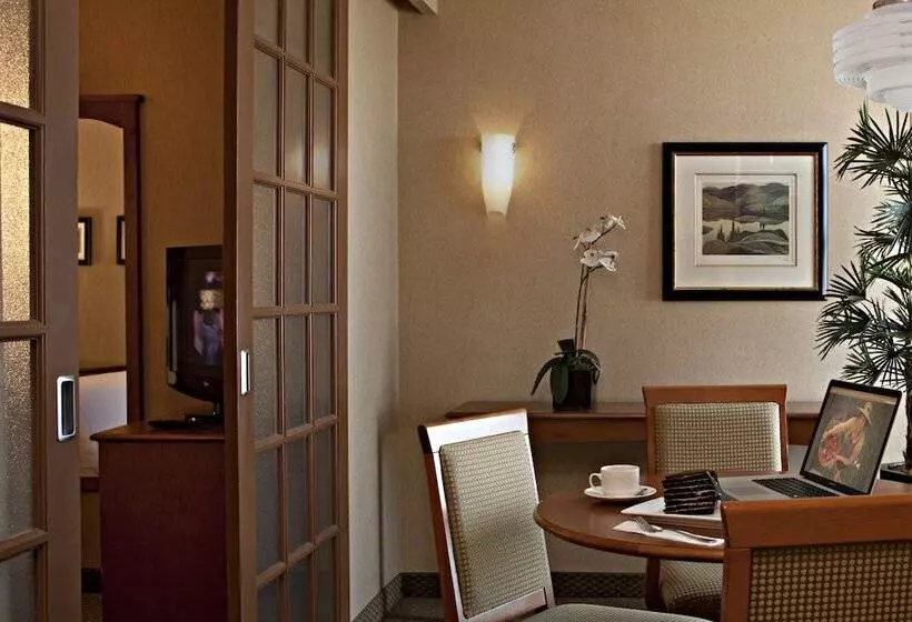 Executive-sviitti, Carriage House Hotel And Conference Centre