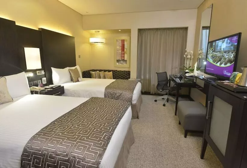スタンダードルーム, Crowne Plaza Bahrain, An Ihg