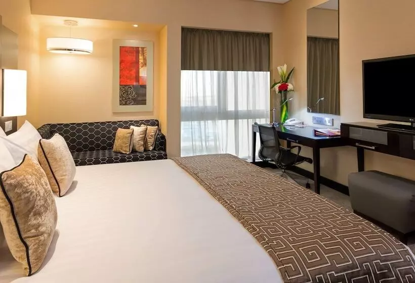 ダブルベッドスタンダードルーム, Crowne Plaza Bahrain, An Ihg