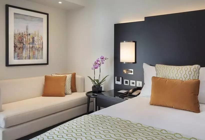 ダブルベッドスタンダードルーム, Crowne Plaza Bahrain, An Ihg