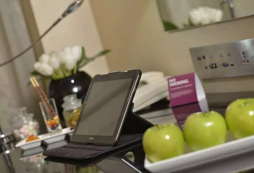 ガーデンビュースタンダードルーム, Crowne Plaza Bahrain By Ihg