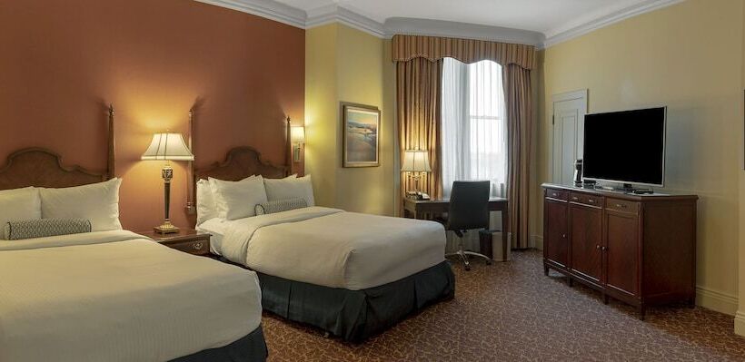 2ダブルベッドのスタンダードルーム, Fairmont Hotel Macdonald