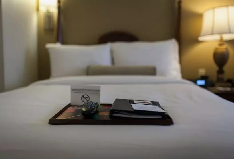 ２ダブルベッドのスタンダードルーム, Fairmont Hotel Macdonald