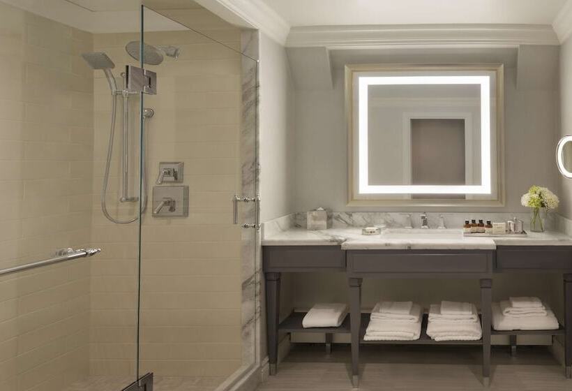 2ダブルベッドのスタンダードルーム, Fairmont Hotel Macdonald