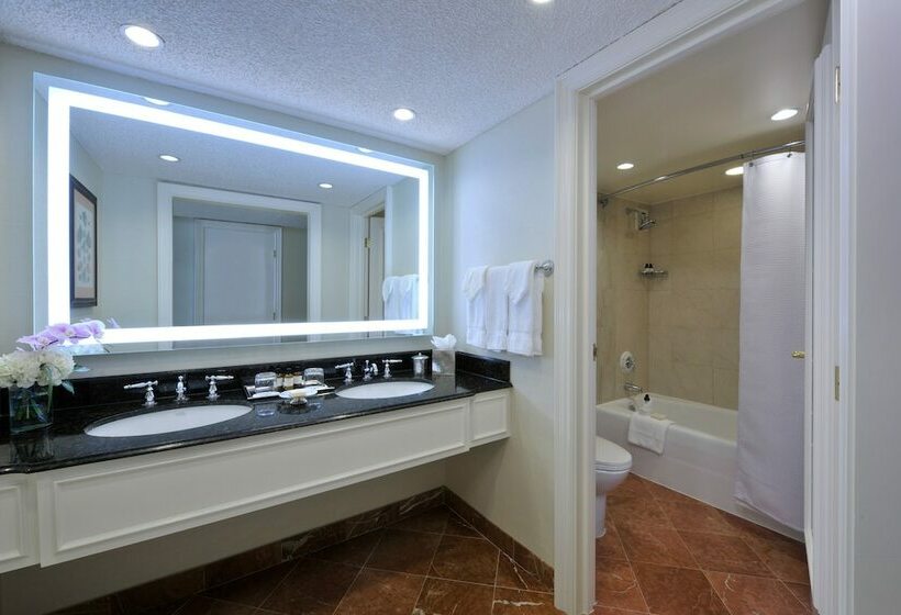 اتاق استاندارد با تخت بزرگ, Fairmont Southampton All Inclusive