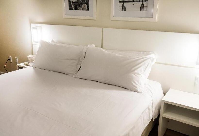 스탠다드 룸 더블 침대, Plaza São Rafael