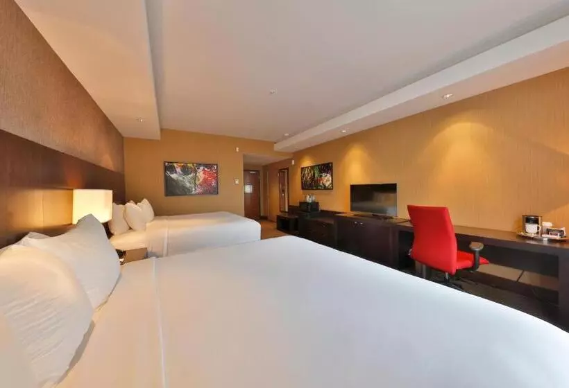 اتاق استاندارد, Edmonton Hotel And Convention Centre