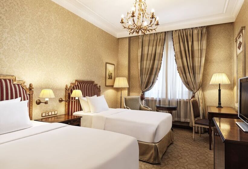 Номер Executive, Sofia Balkan Palace