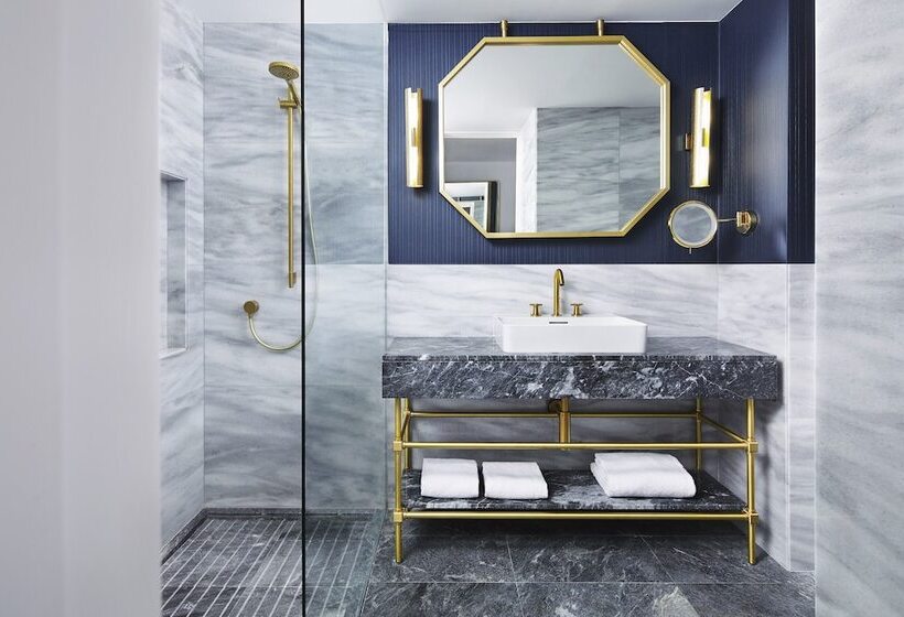 디럭스 룸, Sofia Balkan Palace