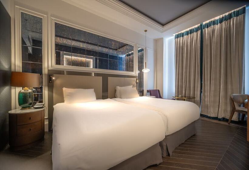 디럭스 룸, Sofia Balkan Palace