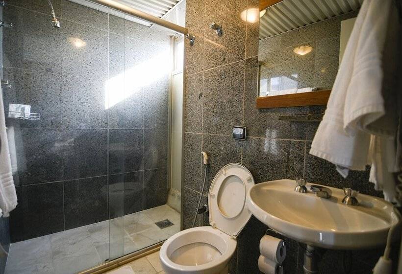 Номер Стандарт Трехместный, Like U Hotel Brasília