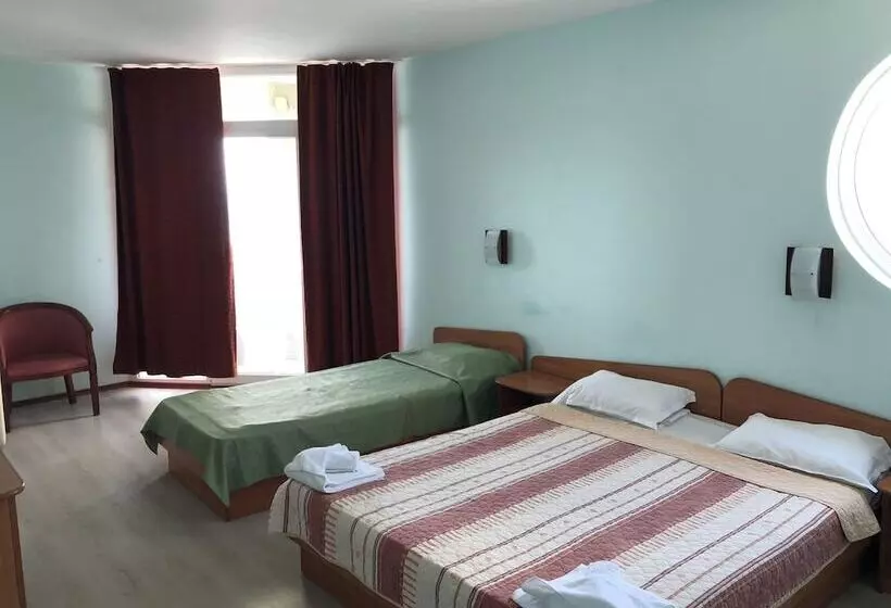 エコノミールーム, Pomorie Interhotel