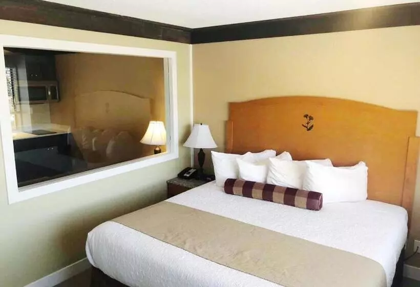 Suite, Abercorn Hotel, Trademark Collection By Wyndham