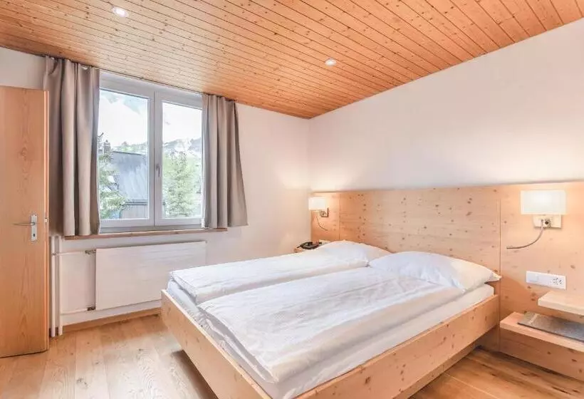 2 Bedroom Apartment, Alpensonne   Panoramazimmer & Restaurant