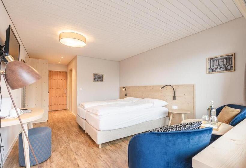 带阳台的豪华间, Alpensonne Panoramazimmer & Restaurant