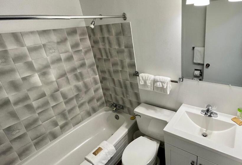 اتاق استاندارد, Anavada Inn & Suites  Prince George