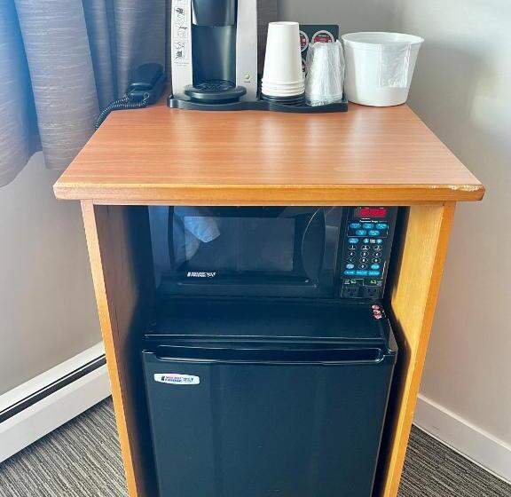 חדר סטנדרט, Anavada Inn & Suites  Prince George