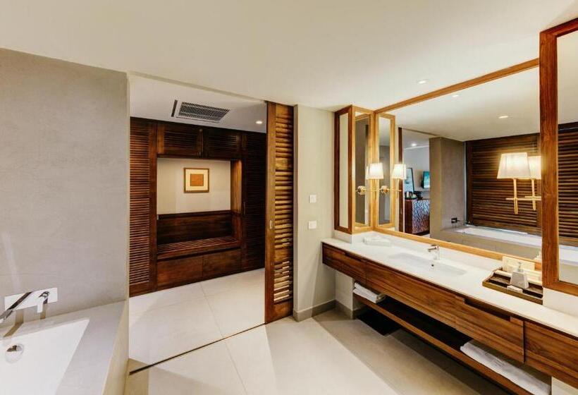 带大床的豪华间, Cinnamon Bentota Beach Signature Selection