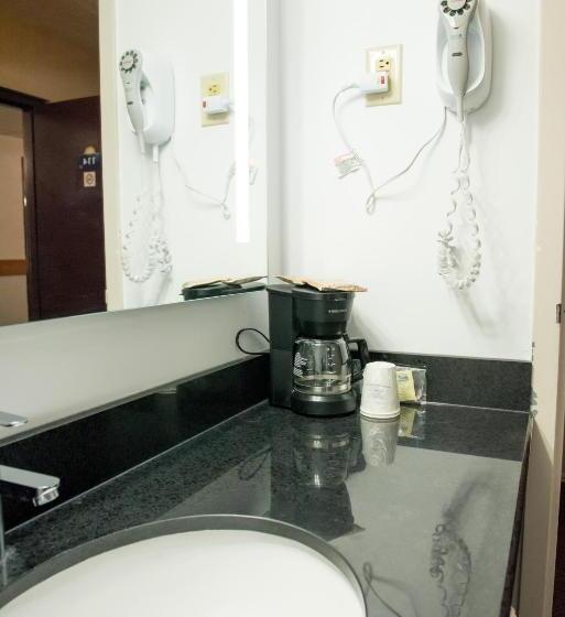 اتاق استاندارد برای معلولان, Howard Johnson By Wyndham Portage La Prairie