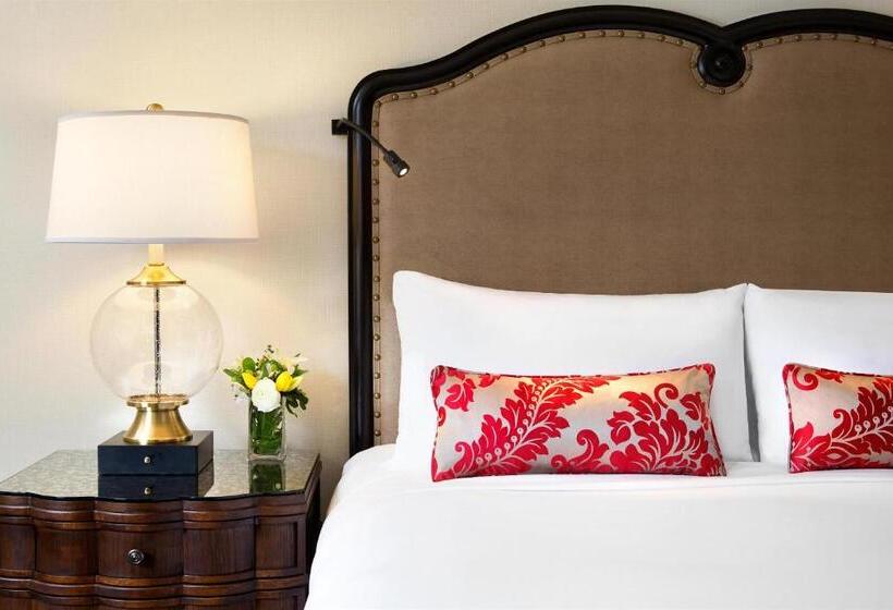 جناح جونيور, Fairmont Chateau Lake Louise