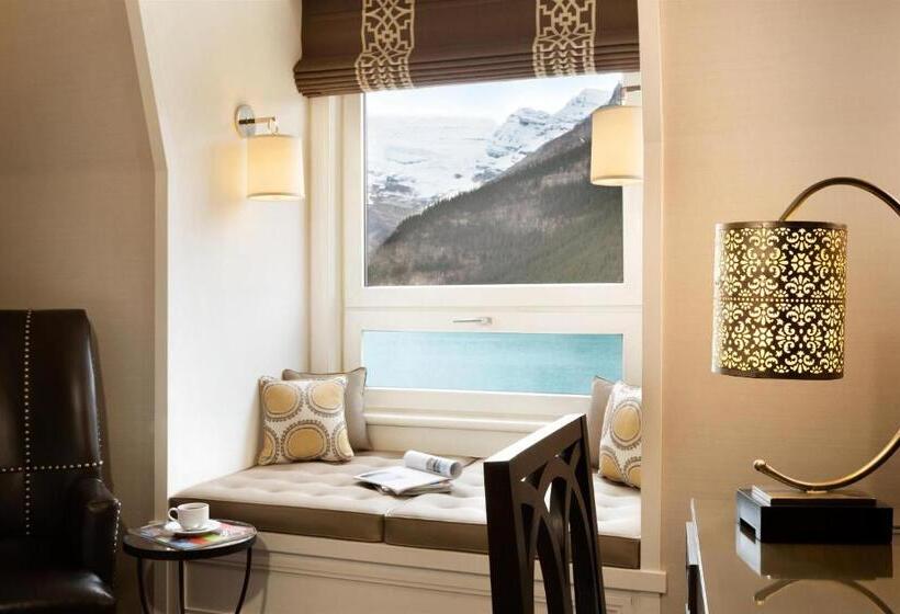 غرفة قياسية مطلّة علي البحيرة, Fairmont Chateau Lake Louise