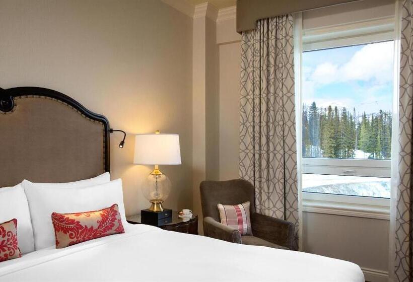 غرفة قياسية مطلة على الجبل, Fairmont Chateau Lake Louise