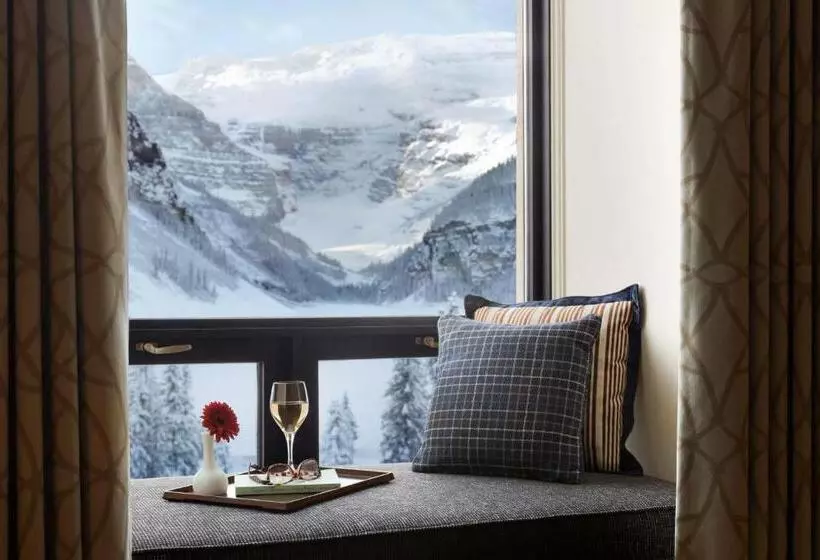 اتاق لوکس, Fairmont Chateau Lake Louise