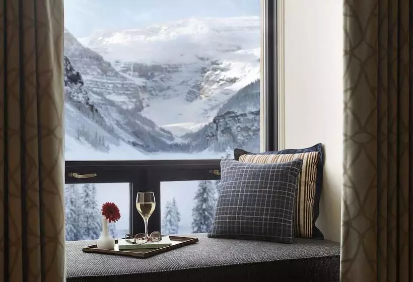 اتاق لوکس, Fairmont Chateau Lake Louise