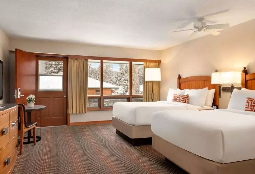 اتاق لوکس, Fairmont Jasper Park Lodge