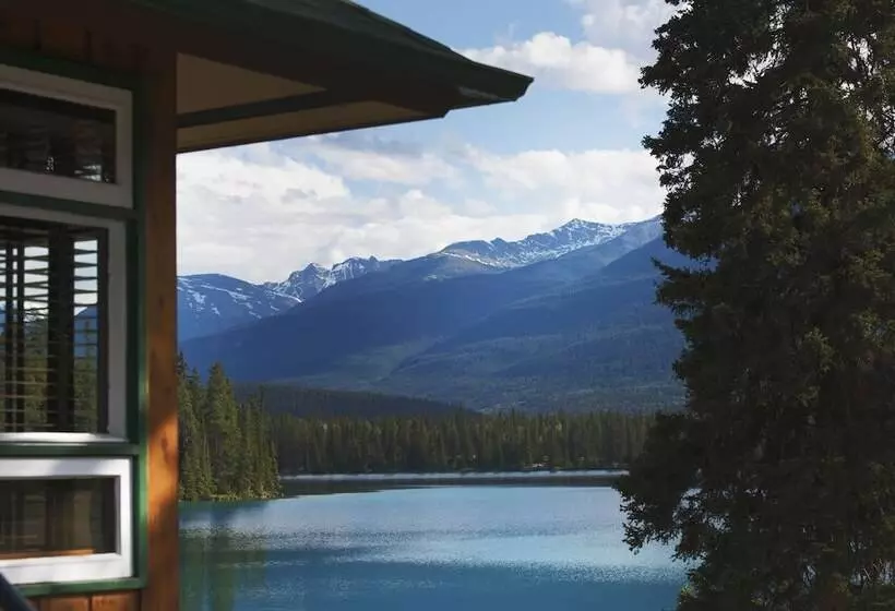 سوییت, Fairmont Jasper Park Lodge