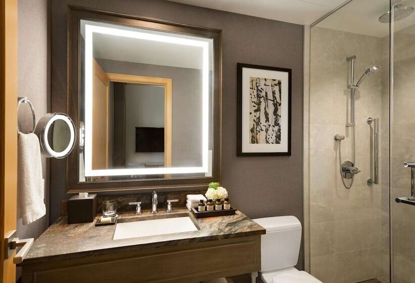 كابينة, Fairmont Jasper Park Lodge