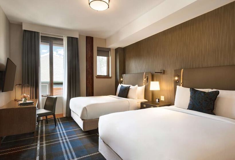 كابينة, Fairmont Jasper Park Lodge