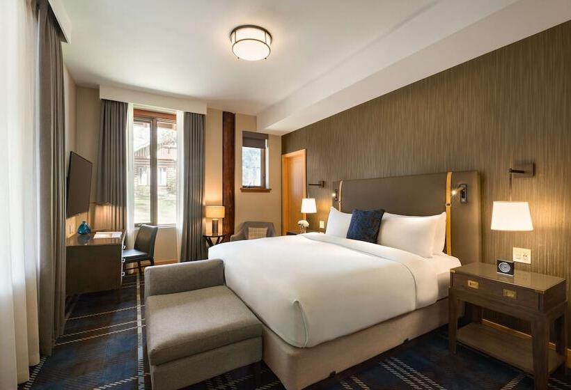 كابينة, Fairmont Jasper Park Lodge