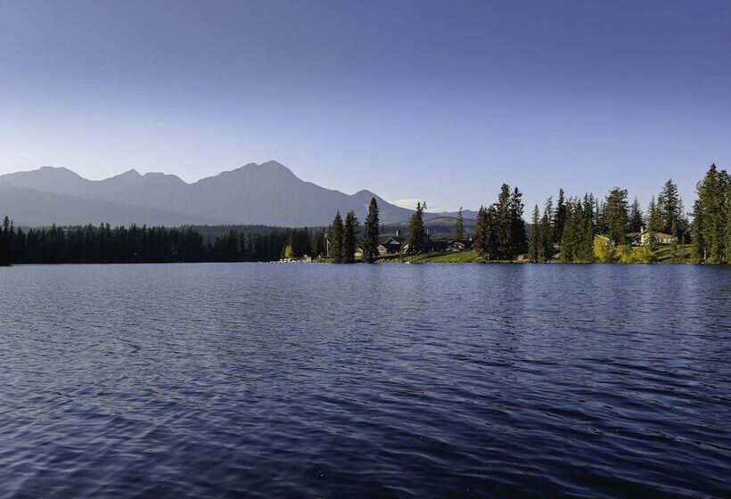 Хижина, Fairmont Jasper Park Lodge