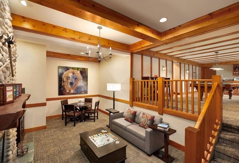 كابينة, Fairmont Jasper Park Lodge