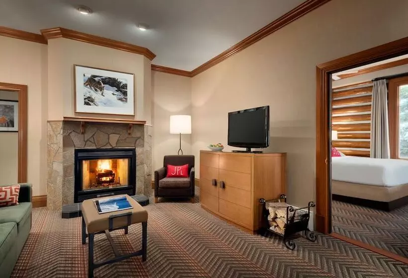 سوییت, Fairmont Jasper Park Lodge
