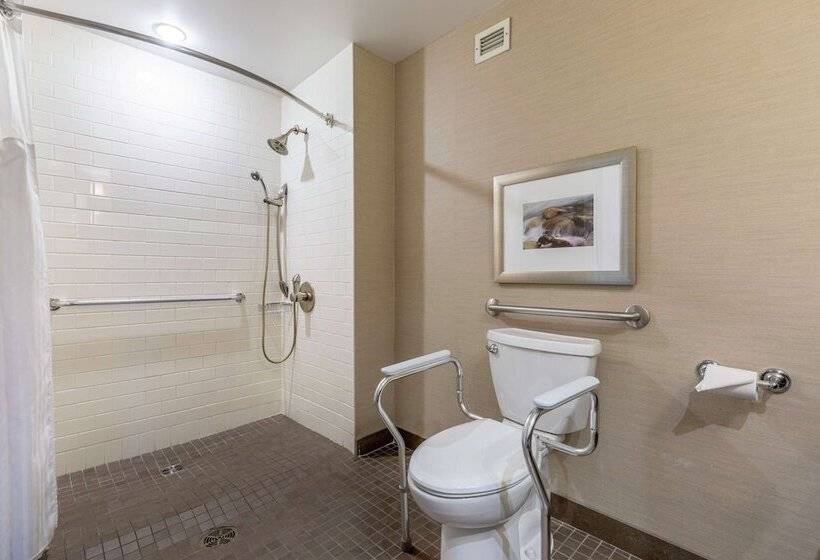 전망 스탠다드 룸 더블 침대, Hilton Saint John