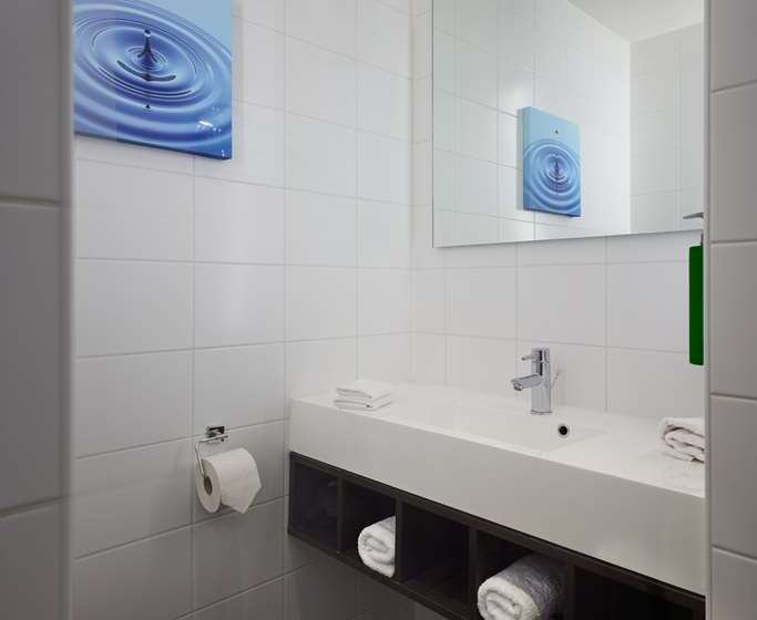 스탠다드 룸 킹사이즈 침대, Hilton Saint John