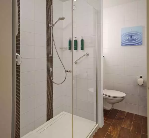 キングサイズベッドのスタンダードルーム, Hilton Saint John