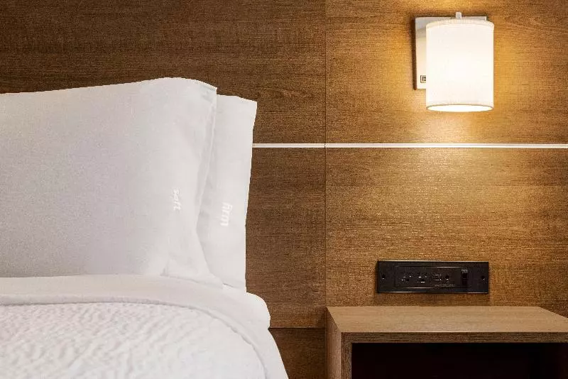 スタンダードルーム, Holiday Inn Express Vancouvermetrotown