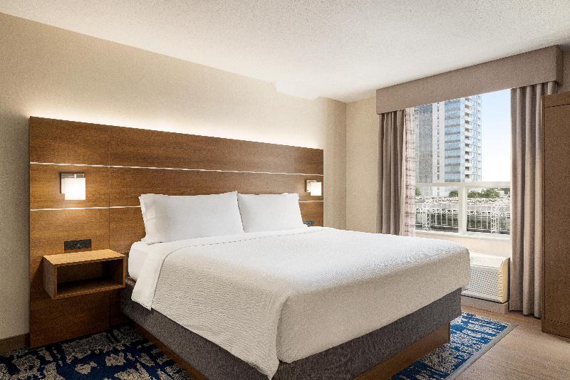 غرفة إدارية سرير كينج, Holiday Inn Express Vancouvermetrotown