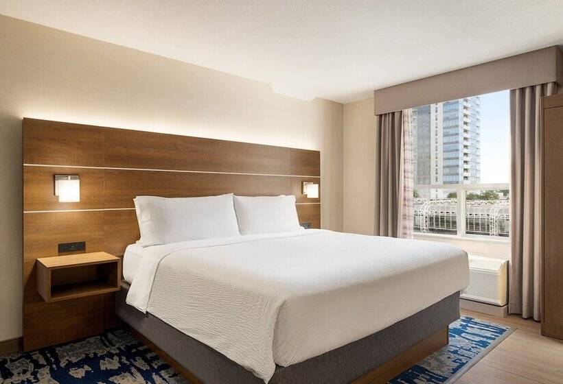 غرفة قياسية, Holiday Inn Express Vancouvermetrotown