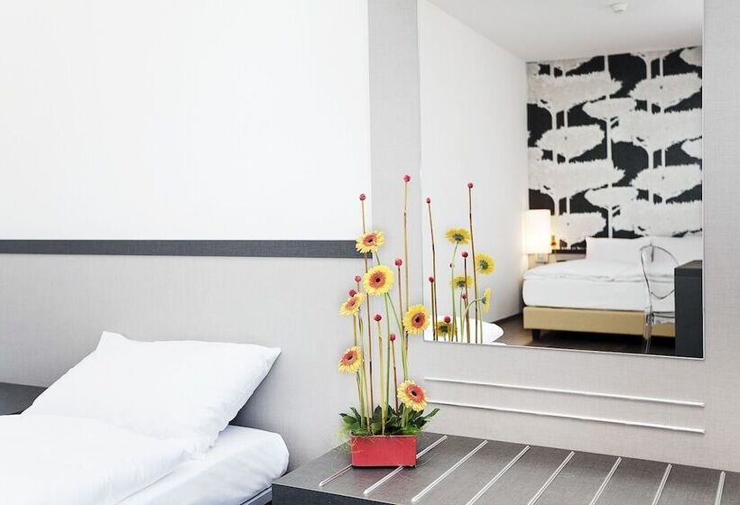 اتاق استاندارد سه نفره, Internazionale Bellinzona