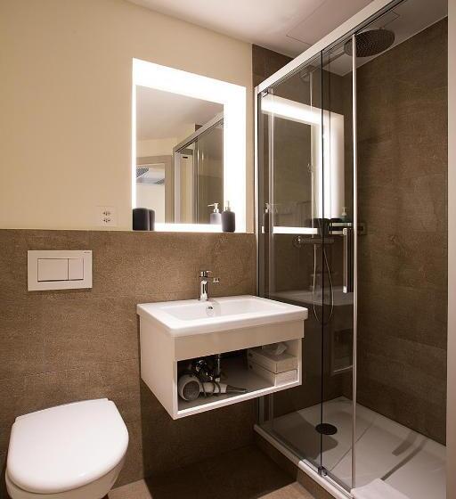 ファミリールーム, Kreuz Bern Modern City