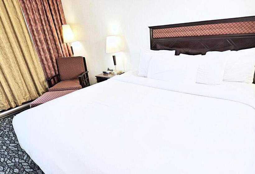 חדר סטנדרט עם מיטת קינג, Lelux