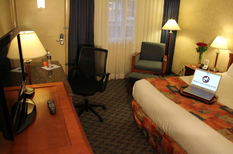 스탠다드 룸 킹사이즈 침대, North Vancouver